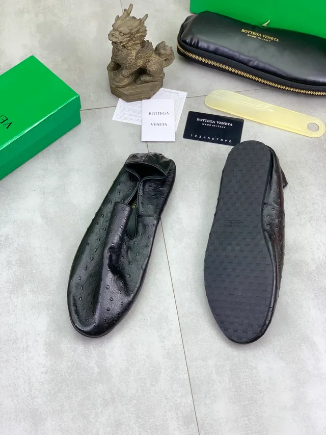 Bottega Veneta Black Ostrich-Embossed Leather Folded Vamp Loafer