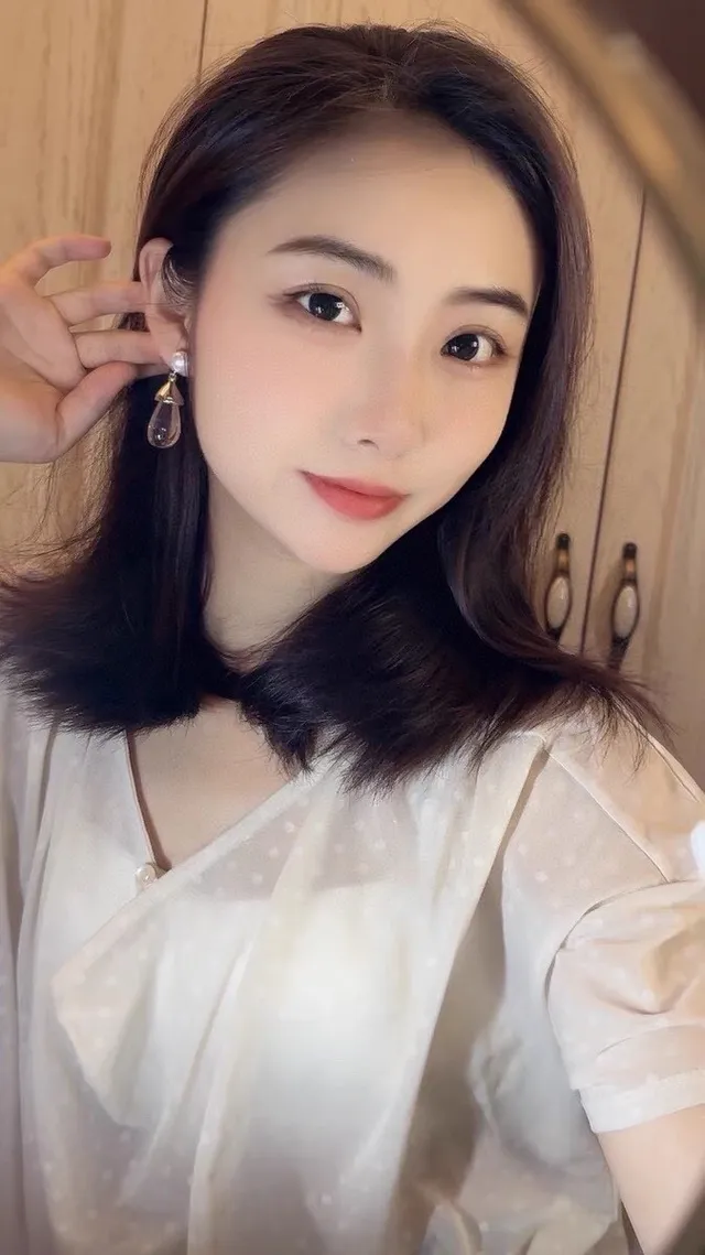 Bottega Veneta Transparent Teardrop and Pearl Drop Earrings