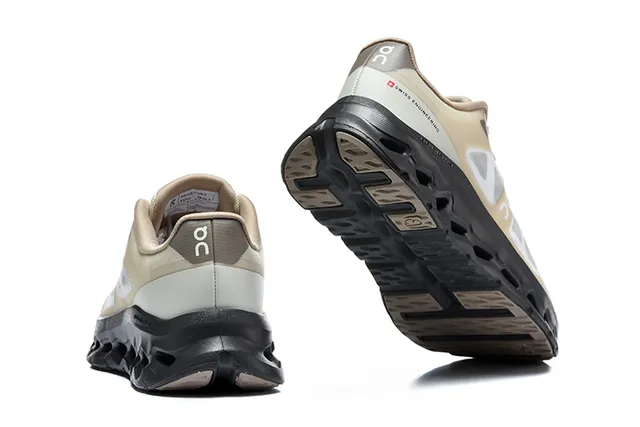 On Black White Engineered Mesh Upper Open Hexagonal CloudTec Pods Running Shoes