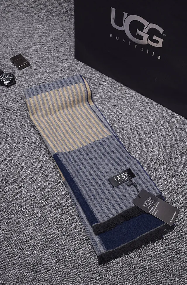 UGG Gray Navy Striped Ribbed Weave Cashmere Scarf