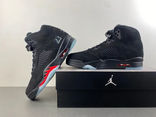 Air Jordan 5 Black Red Lightning Bolt Basketball Shoes