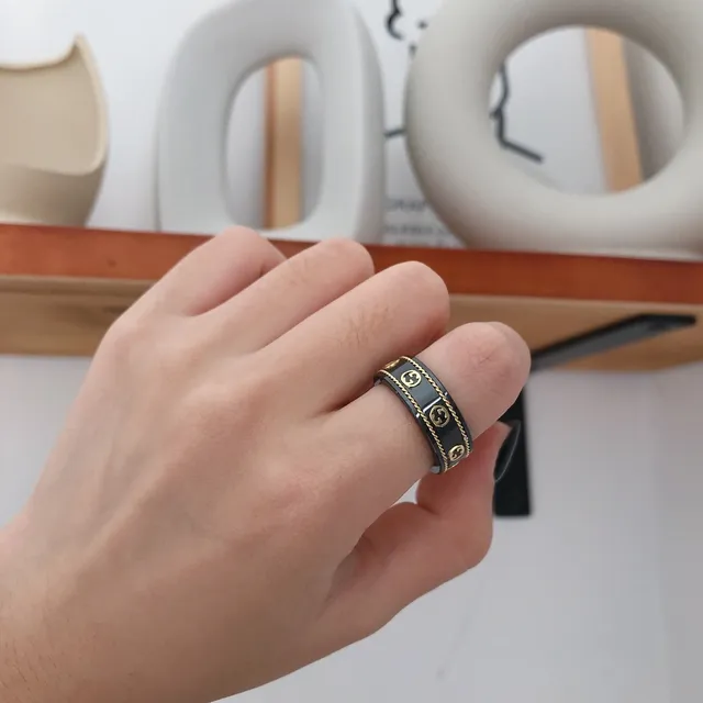 Gucci Black Gold Ceramic Interlocking G Logo Ring