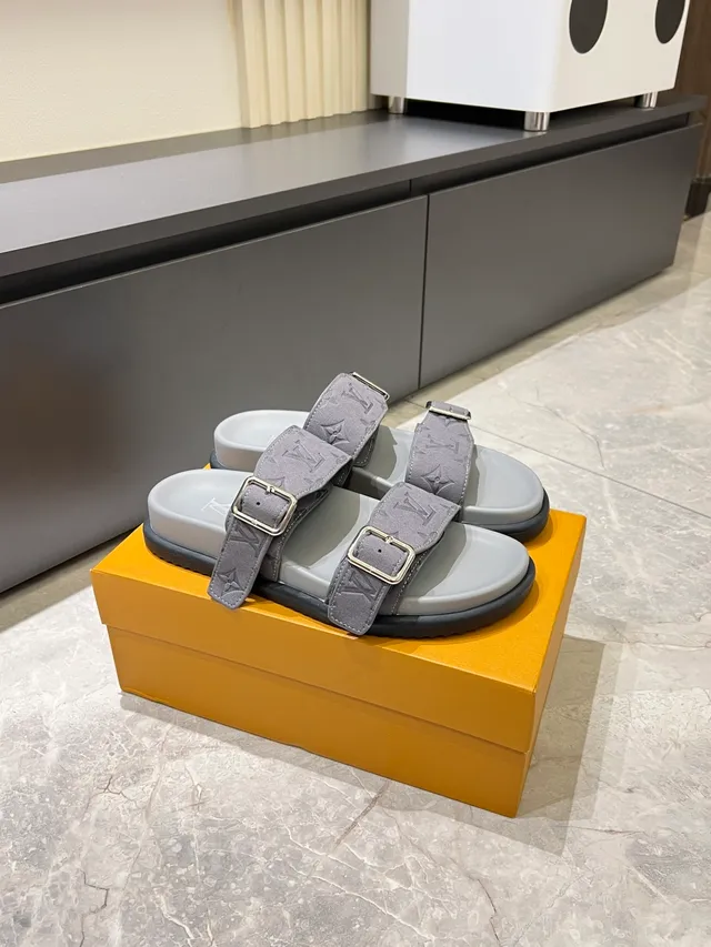 Louis Vuitton Slide Monogram Double-Strap Casual Sandals