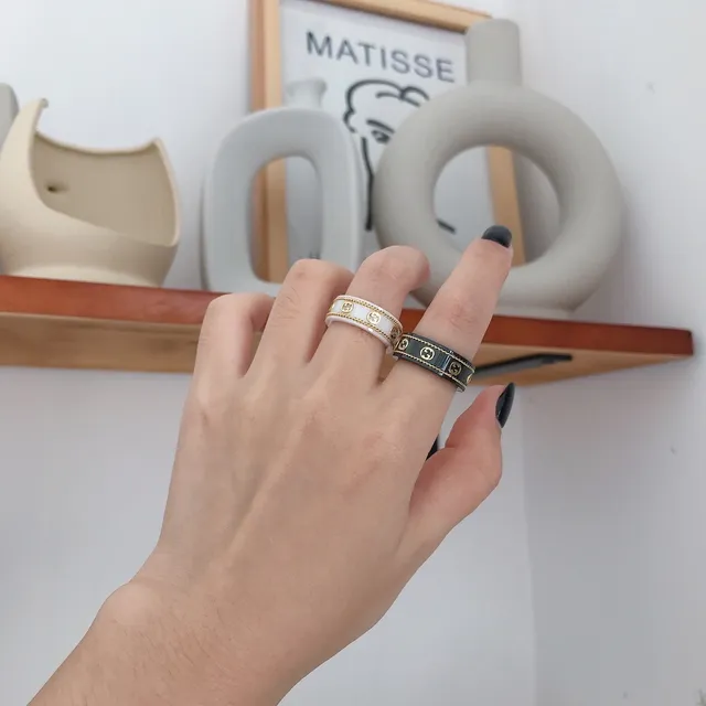 Gucci Black Gold Ceramic Interlocking G Logo Ring