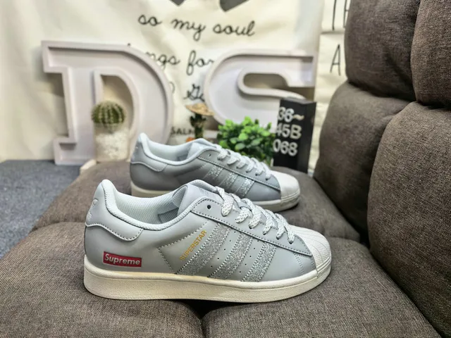 Stussy Beige Navy Low-Top Cupsole Lifestyle Sneakers