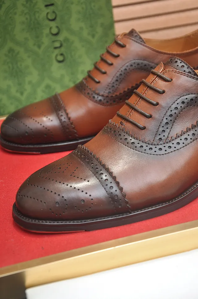 Gucci Brown Black Cap-Toe Brogue