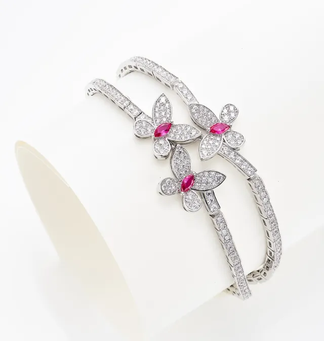 Floral Pavé Emerald and Diamond Bracelet