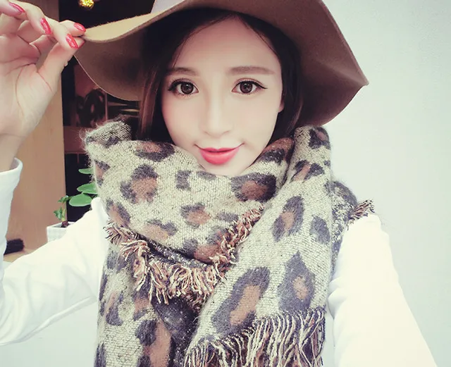 Beige Brown Knitted Leopard Print Scarve