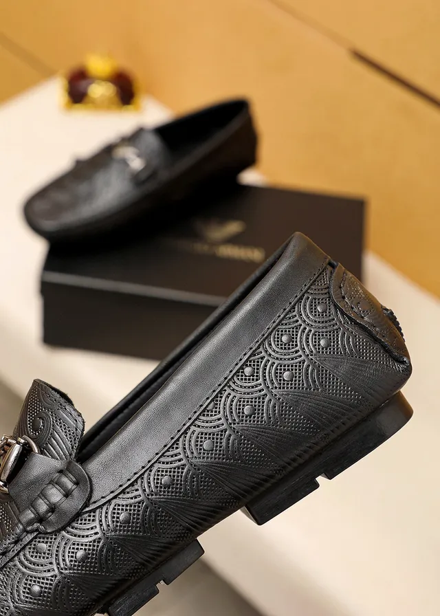 Giorgio Armani Black Silver Embossed Wave Pattern Metal Horsebit Buckle Loafer