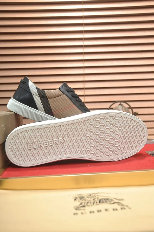 Burberry House Check Stripe Beige Black White Red Lifestyle Sneaker