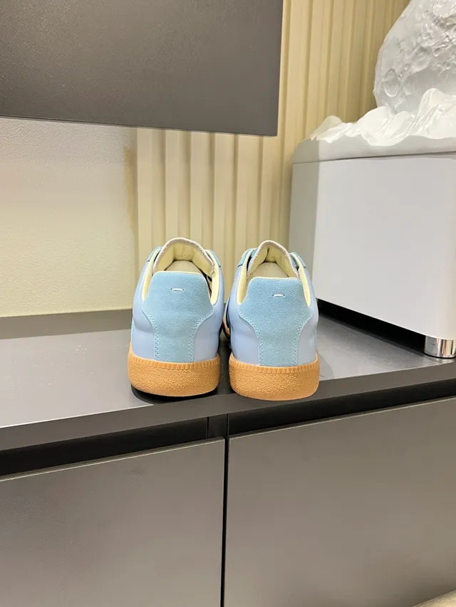 Maison Margiela White Multicolor Low-Top Leather Upper Lifestyle Sneakers