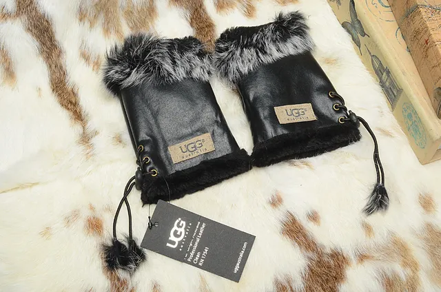 UGG Fur-Trimmed Leather Pouch Bucket Bag