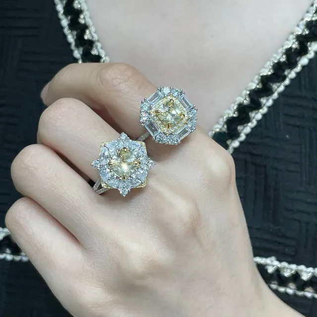 Floral Starburst Yellow and Clear Gemstone Dual-Tone Ring