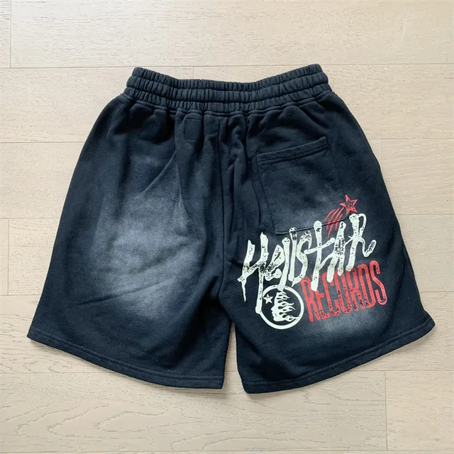 Hellstar Graphic-Print Relaxed-Fit Black Shorts