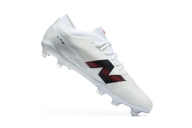 New Balance Furon White Black Low-Cut Knit-Mesh Upper Firm-Ground Soccer Shoes