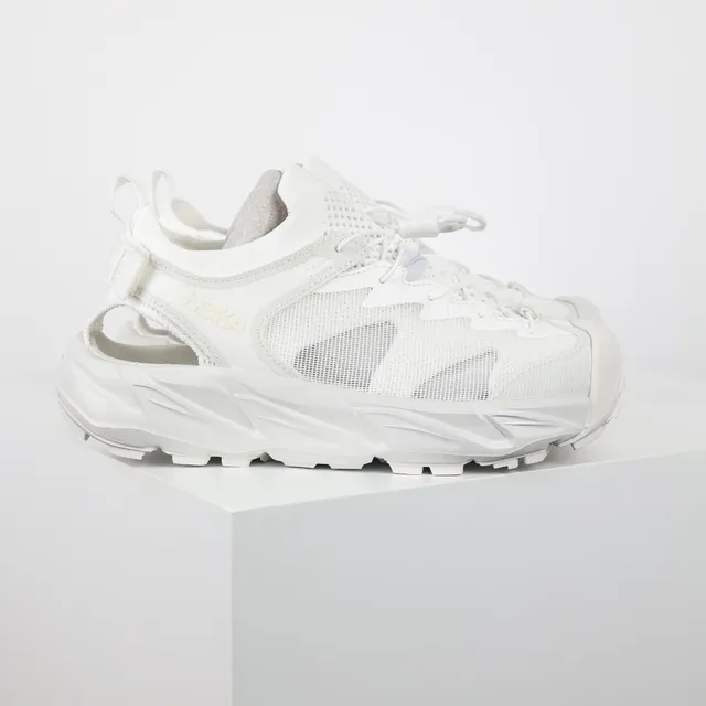 Hoka White Chunky Sculpted Sole Open Heel Strap Lifestyle Sneakers