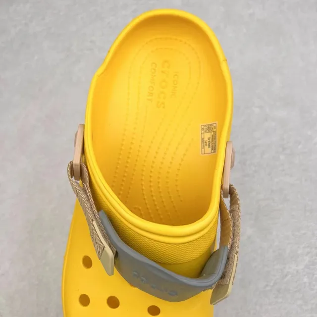 Crocs Echo Clog Yellow and Gray Molded Foam Clog