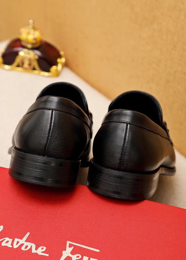 Salvatore Ferragamo Gancini Black Leather Horsebit Loafers