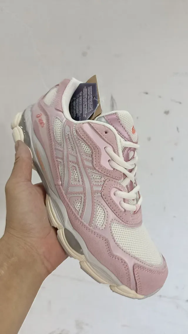 ASICS Pink White Lightweight Mesh Upper Visible GEL Cushioning Units Running Shoes