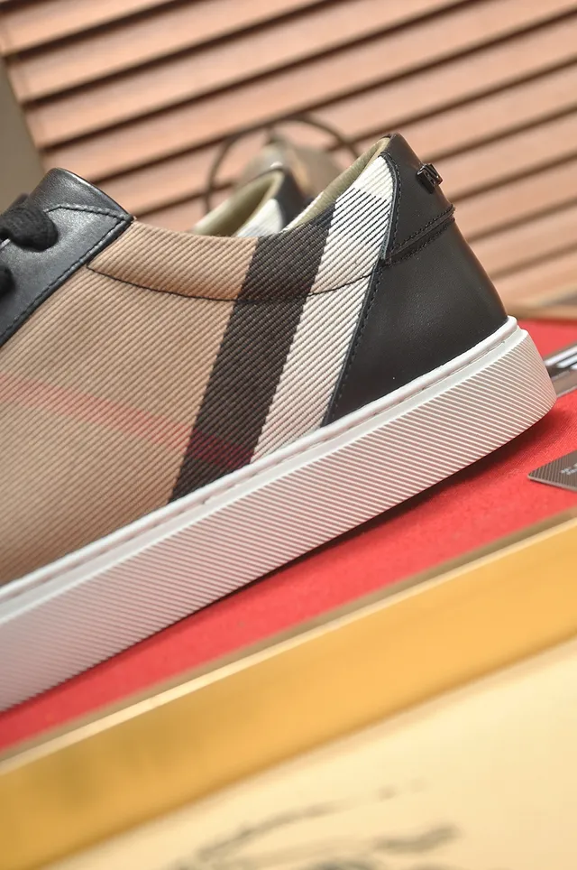 Burberry House Check Stripe Beige Black White Red Lifestyle Sneaker