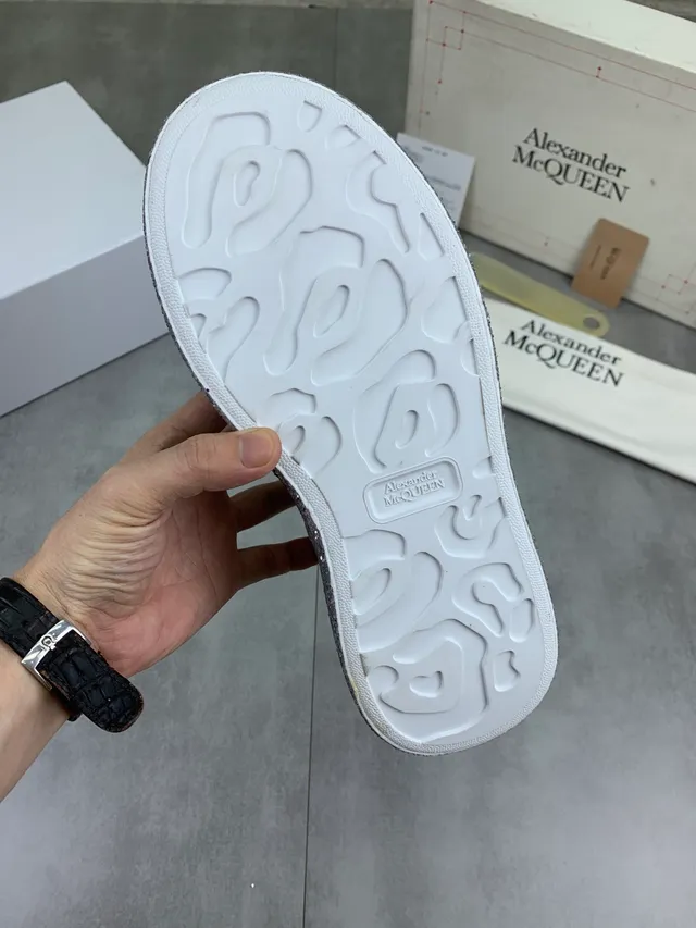 Alexander McQueen Silver White Glitter-Covered Platform Sole Lifestyle Sneakers