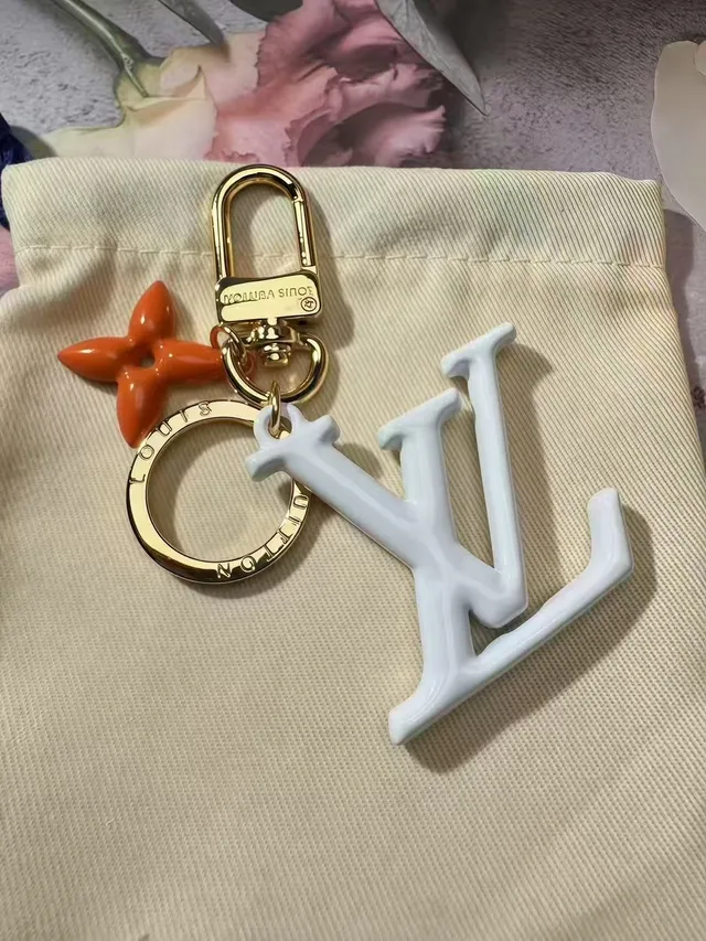Louis Vuitton Monogram Flower Multicolor Glossy Resin Star-Shaped Charm Crossbody Bag