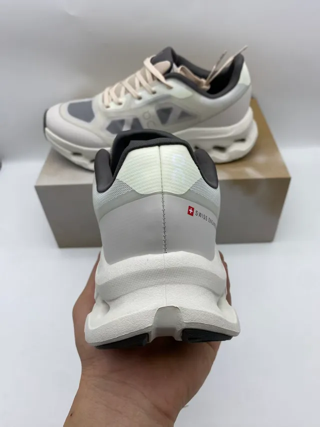 On Beige Gray Sculpted Open-Cell Midsole Mesh And Synthetic Overlay Upper Running Shoes