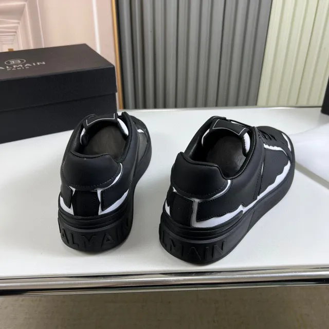 Balmain Black White Structured Leather Upper Asymmetrical Wave Paneling Lifestyle Sneakers