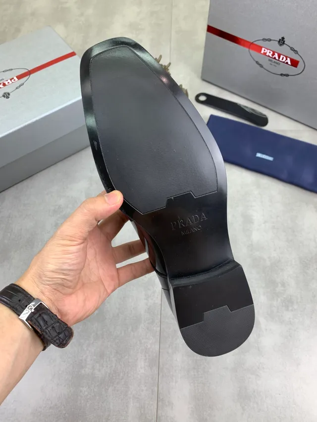 Prada Black High-Gloss Cap-Toe Oxford Shoes