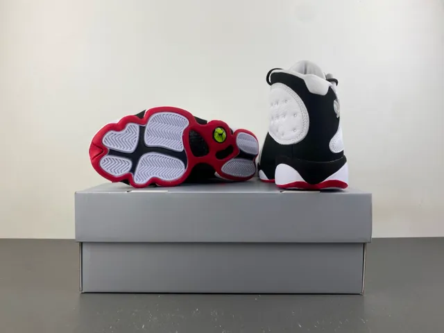 Air Jordan 13 White Black Red Quilted Basketball Shoes