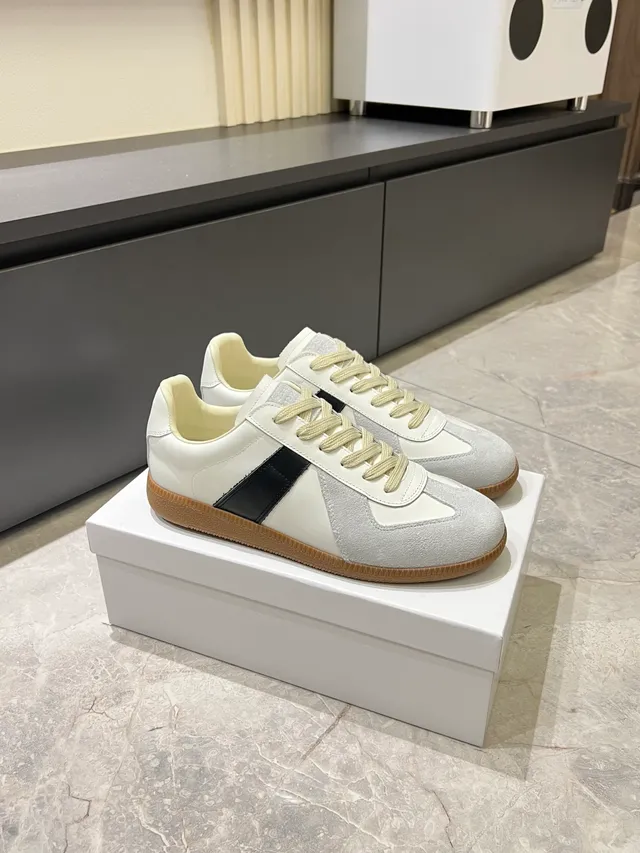 Maison Margiela White Multicolor Low-Top Leather Upper Lifestyle Sneakers