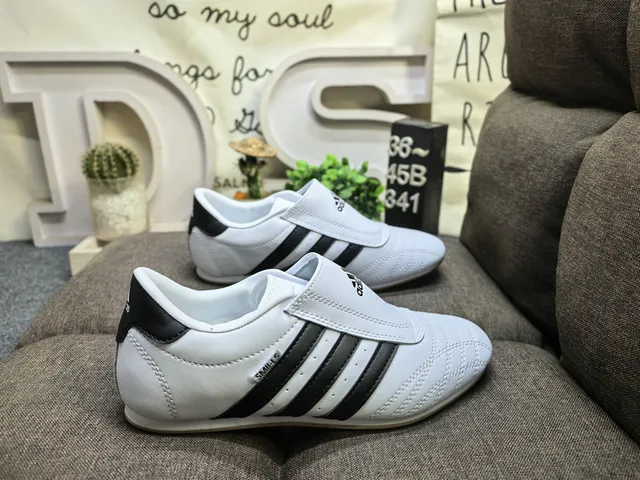 Adidas White Gray Low-Top Quilted Toe Cap Sneakers