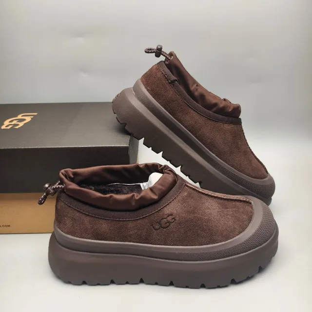 UGG Brown Slip-On Platform Sole Snow Boots