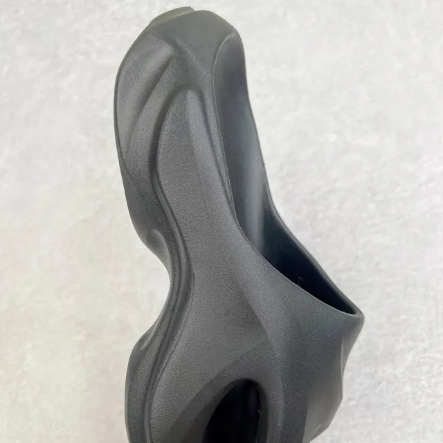 Black Matte Molded Plastic Earphones