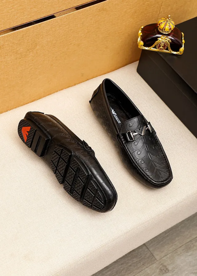 Giorgio Armani Black Silver Embossed Wave Pattern Metal Horsebit Buckle Loafer