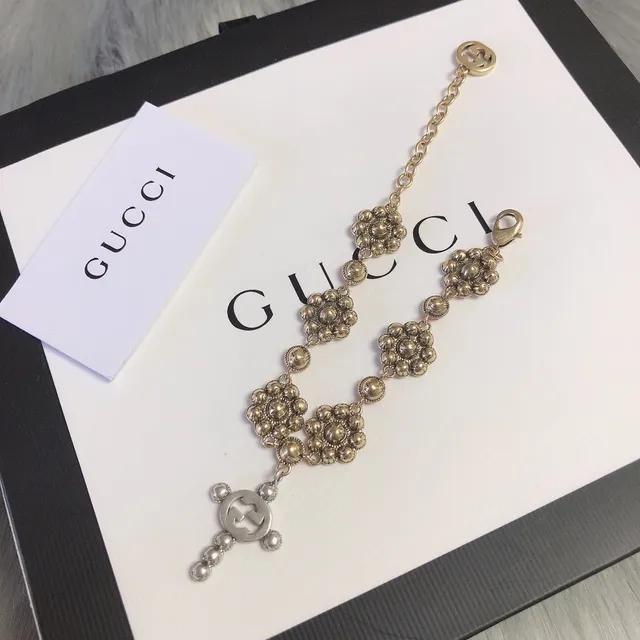 Gucci Multicolor Gold Floral Crystal Charm Metal Bracelet