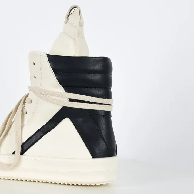 Rick Owens Geobasket Off-White and Black Lifestyle Sneakers