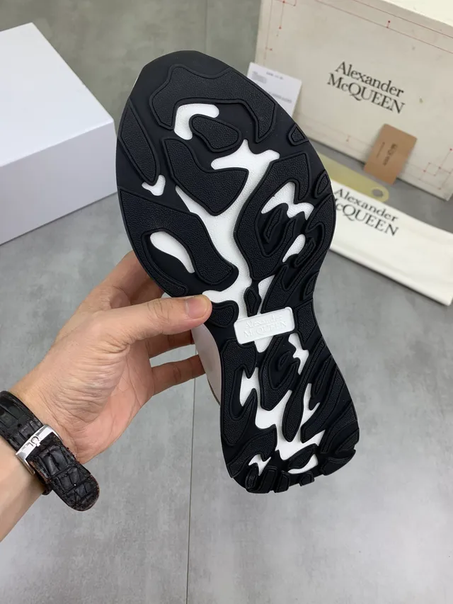 Alexander McQueen Oversized Sneaker White Beige Platform Lifestyle Sneakers