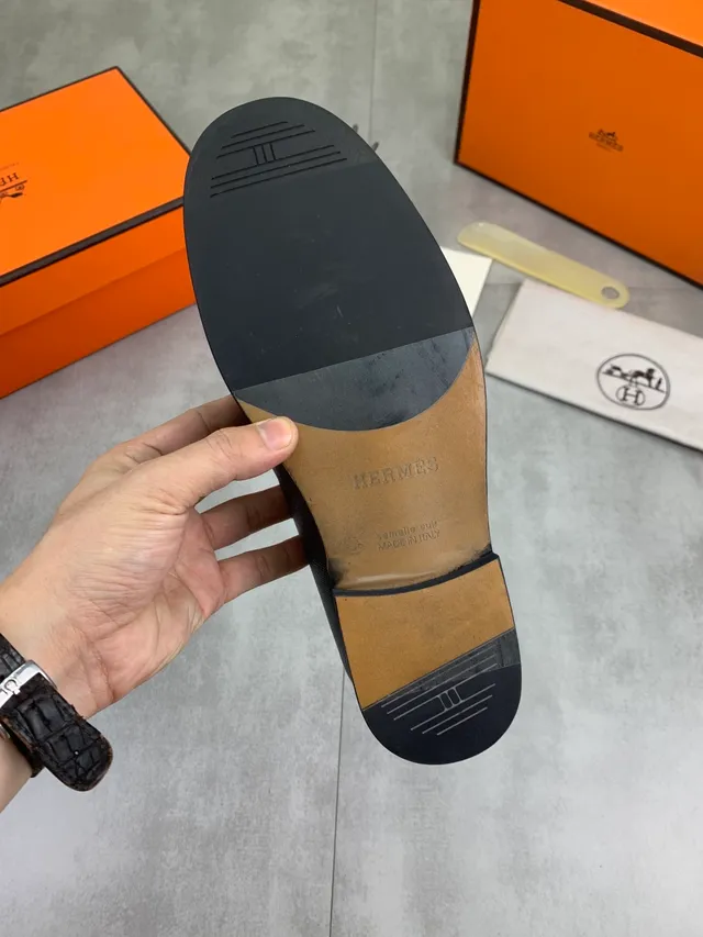Hermès Oran Black Textured Leather H-Strap Loafers