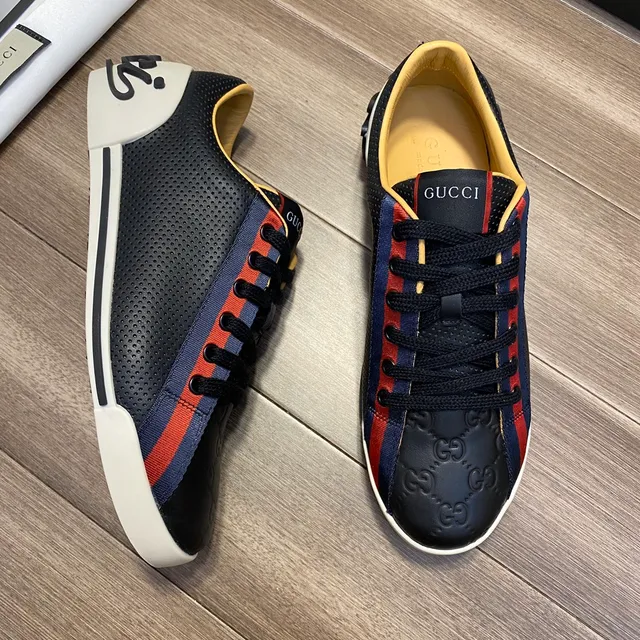 Gucci Screener Perforated Black Red Blue Web Lifestyle Sneakers