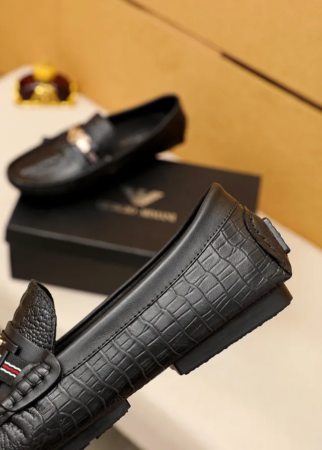 Giorgio Armani Black Gold Crocodile-Embossed Leather Metal Eagle Logo Bar Loafer