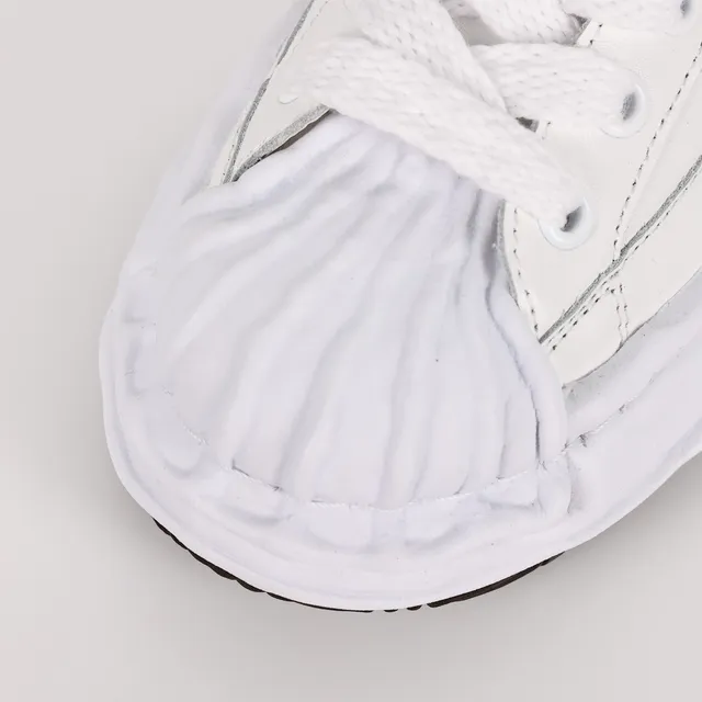 MMY Blakey White and Black Lifestyle Sneakers