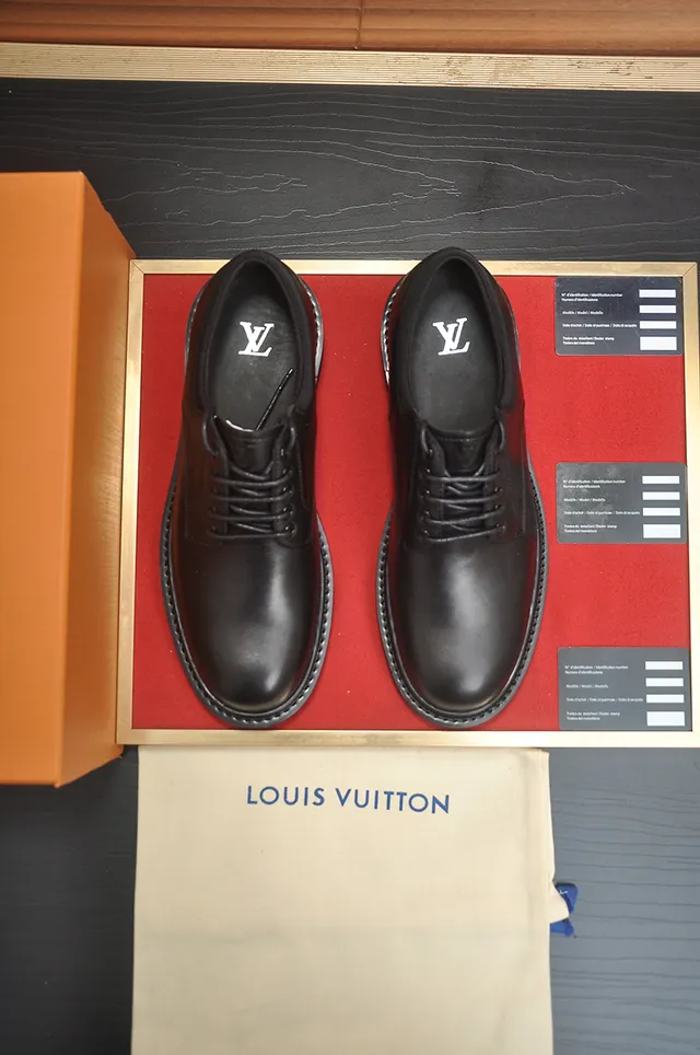 Black Leather Cap-Toe Derby Shoe