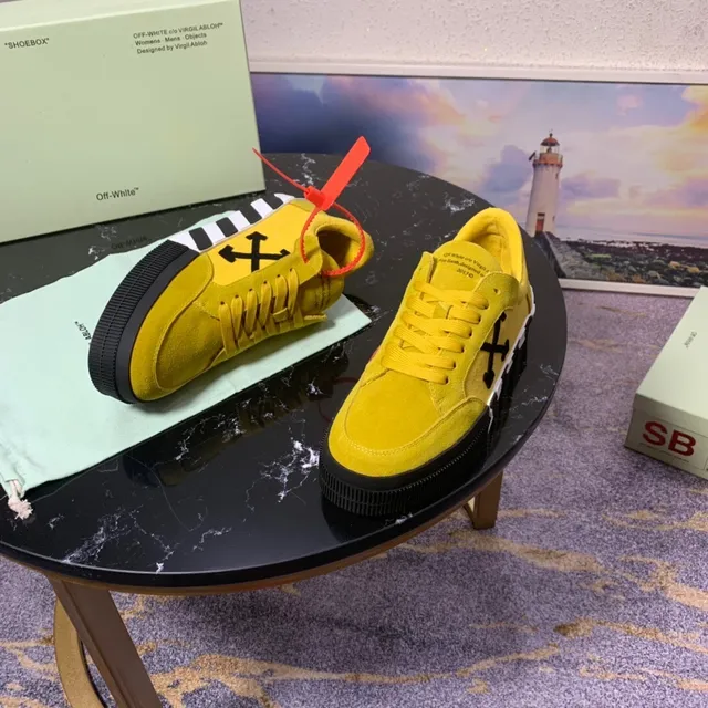 Off-White The Ten Yellow Black Suede Upper Diagonal Arrow Logo Lifestyle Sneakers