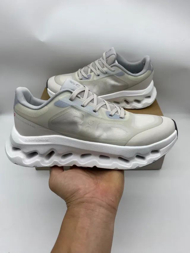 On Beige Gray Sculpted Open-Cell Midsole Mesh And Synthetic Overlay Upper Running Shoes