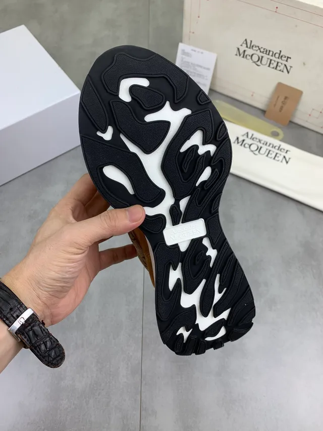 Alexander McQueen Oversized Sneaker Beige Brown Platform Jacquard GG Monogram Chunky Sneakers