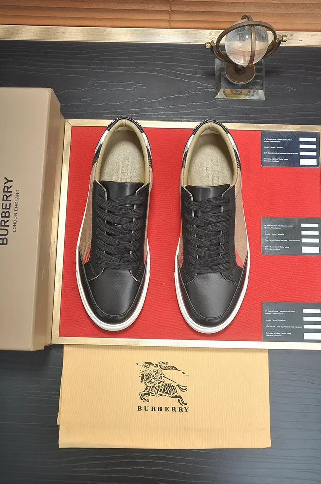 Burberry House Check Stripe Beige Black White Red Lifestyle Sneaker