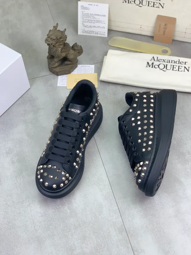 Alexander McQueen Oversized Sneaker Black Gold Silhouette Studded Upper Lifestyle Sneakers