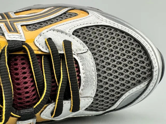 ASICS Black Gold Mesh And Synthetic Overlay Upper Visible Gel Cushioning Pods Running Shoes
