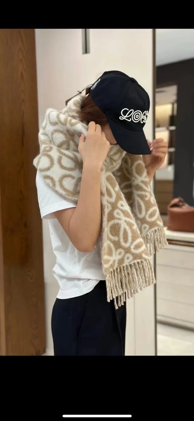 Beige and Cream Abstract Loop Pattern Cashmere Scarf